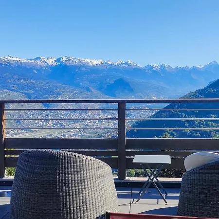 Alt'o Martinets 28 カントリーハウス